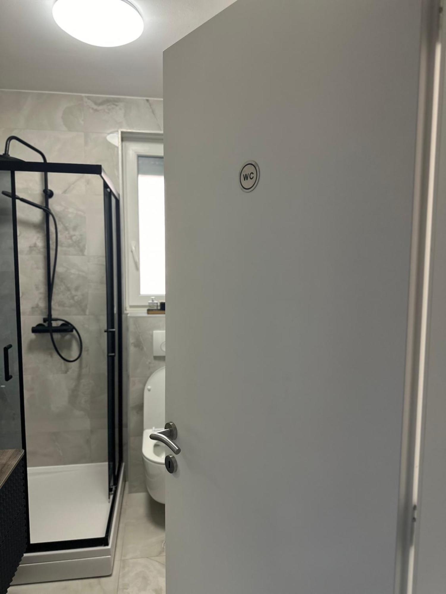 Apartman “Manhattan” Križevci Exterior foto